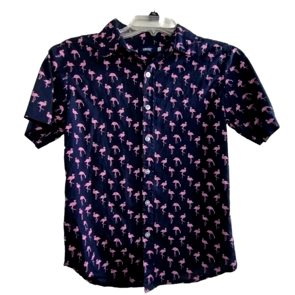 💚 Like New! Univibe Dark Blue with Pink Flamingo short sleeved button down